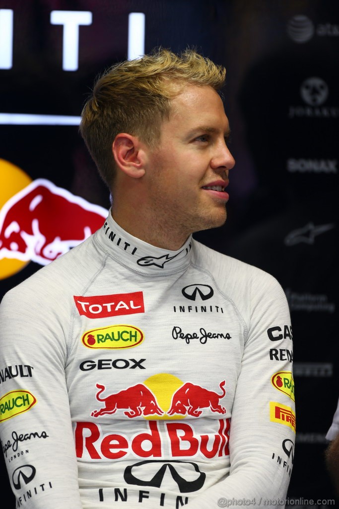 GP SINGAPORE, 20.09.2013- Prove Libere 1: Sebastian Vettel (GER) Red Bull Racing RB9 