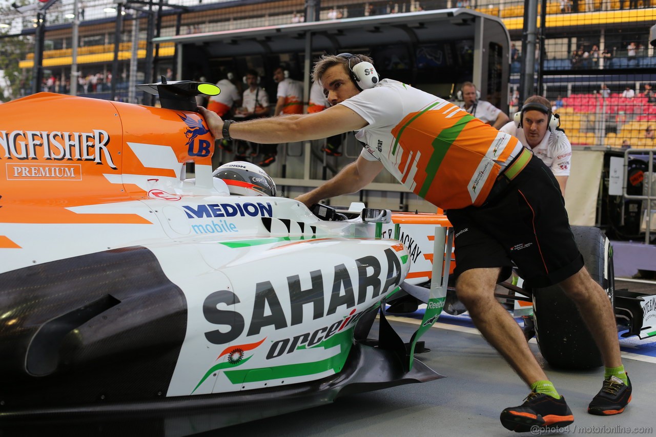 GP SINGAPORE, 20.09.2013- Prove Libere 1: Adrian Sutil (GER), Sahara Force India F1 Team VJM06 