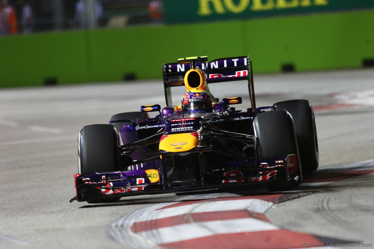 GP SINGAPORE, 20.09.2013- Prove Libere 1: Mark Webber (AUS) Red Bull Racing RB9 