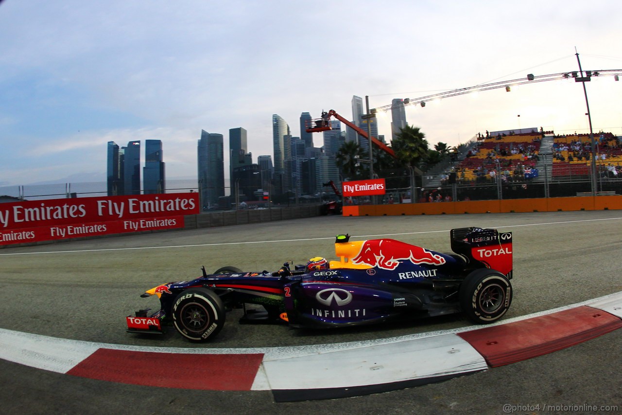 GP SINGAPORE, 20.09.2013-  Prove Libere 1, Mark Webber (AUS) Red Bull Racing RB9