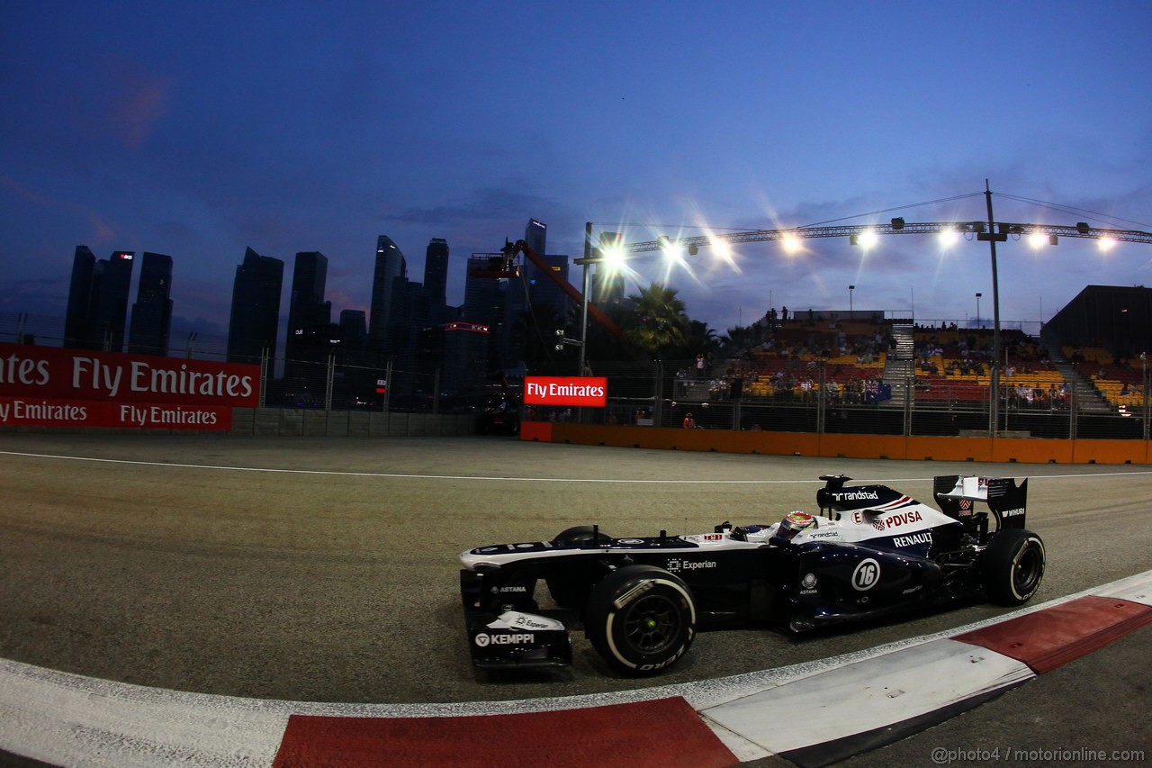 GP SINGAPORE, 20.09.2013-  Prove Libere 1, Pastor Maldonado (VEN) Williams F1 Team FW35