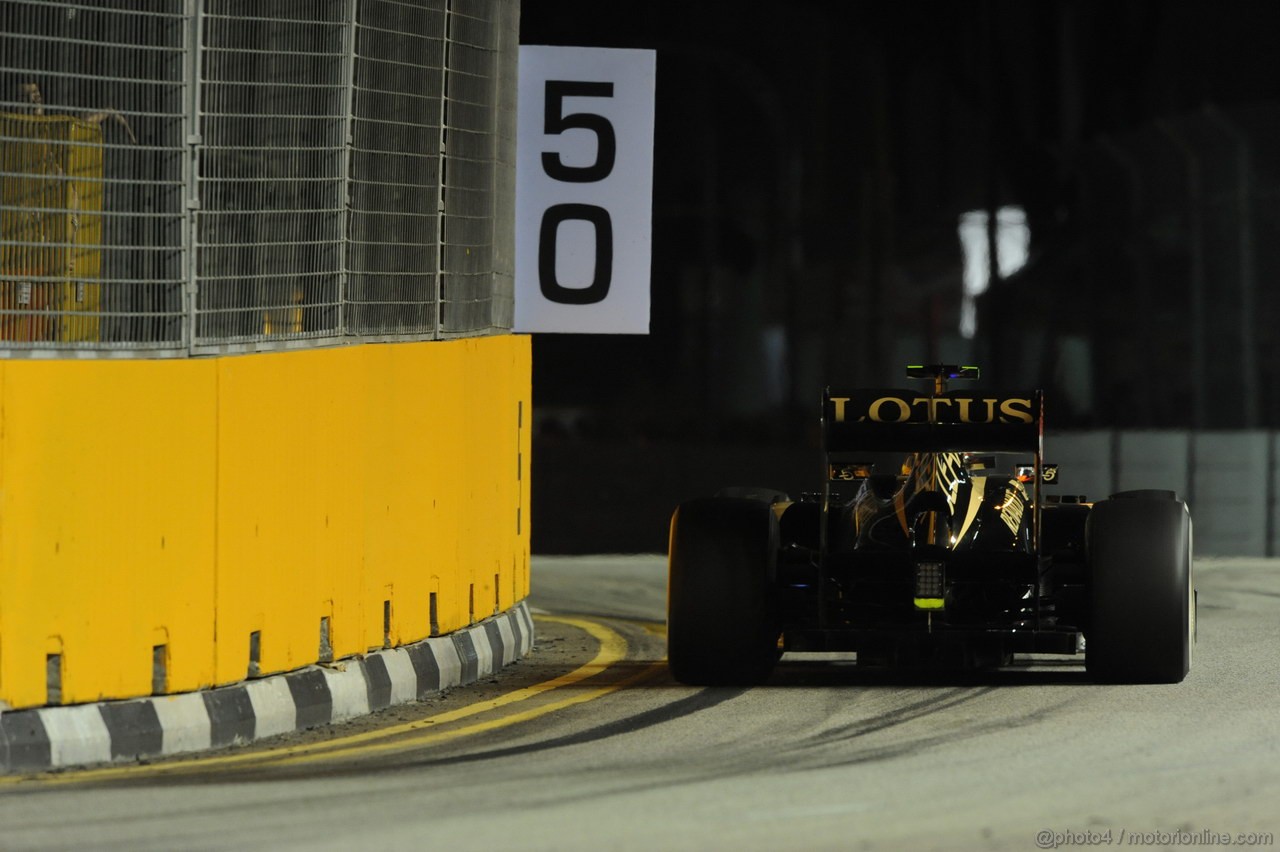 GP SINGAPORE, 20.09.2013- Prove Libere 2: Romain Grosjean (FRA) Lotus F1 Team E21 