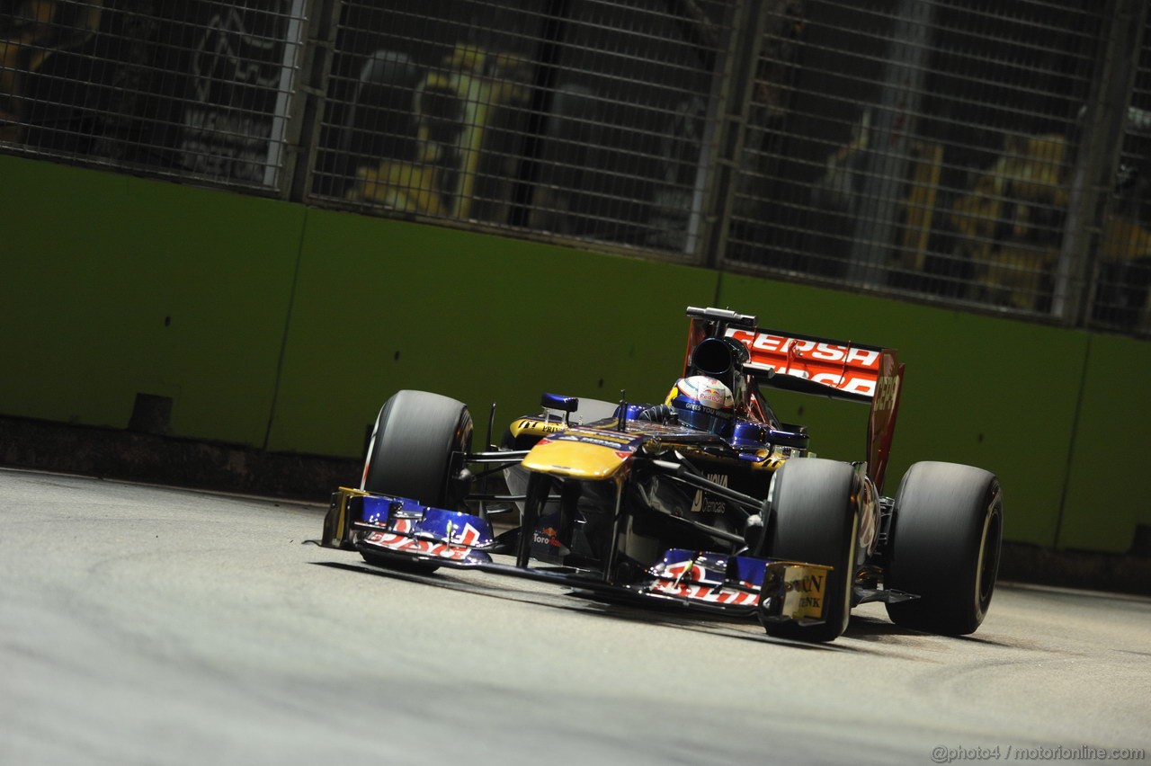GP SINGAPORE, 20.09.2013- Prove Libere 2: Jean-Eric Vergne (FRA) Scuderia Toro Rosso STR8 