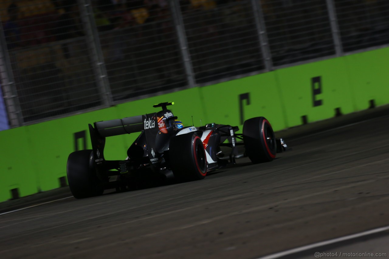 GP SINGAPORE, 20.09.2013- Prove Libere 2: Esteban Gutierrez (MEX), Sauber F1 Team C32 