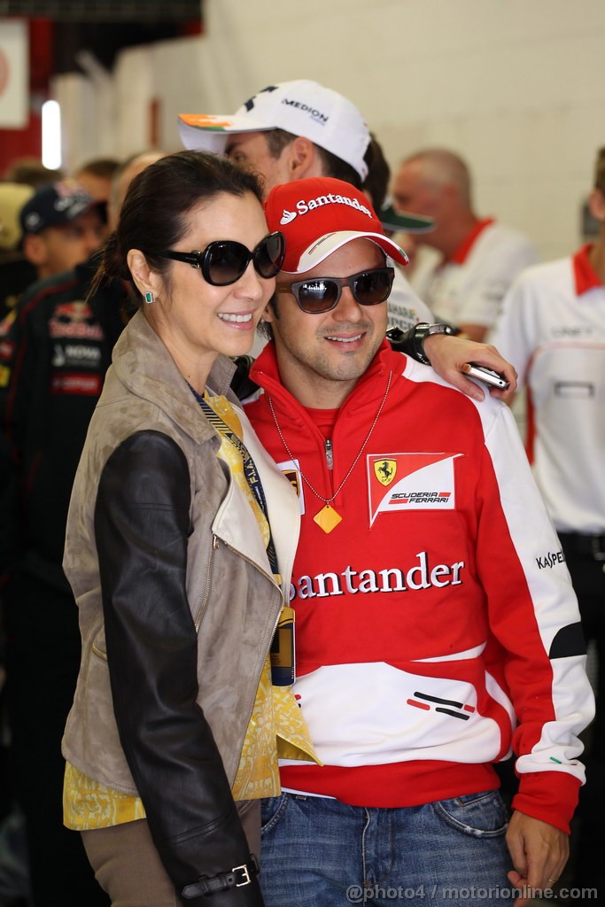 GP SPAGNA, 12.05.2013- Michelle Yeoh, wife of Jean Todt (FRA) e Felipe Massa (BRA) Ferrari F138 