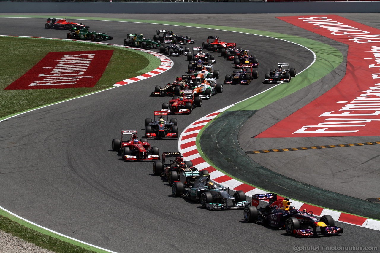 GP SPAGNA, 12.05.2013-  Gara, Start of the race, Sebastian Vettel (GER) Red Bull Racing RB9 