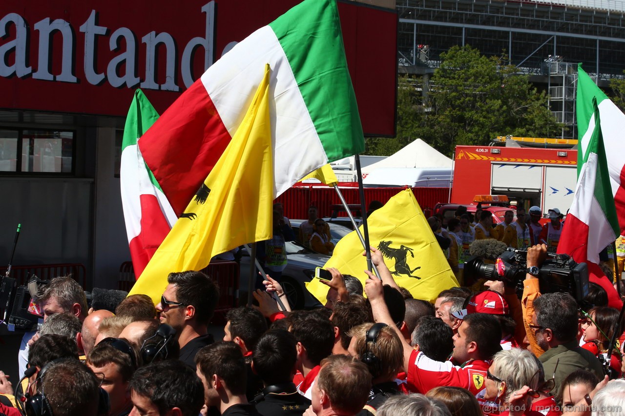 GP SPAGNA, 12.05.2013-  Gara, Ferrari meccanici 