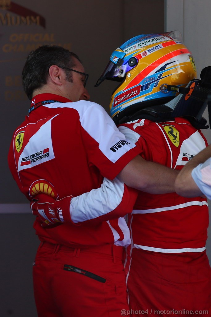 GP SPAGNA, 12.05.2013-  Gara, Stefano Domenicali (ITA), Team Principal e Fernando Alonso (ESP) Ferrari F138 vincitore 