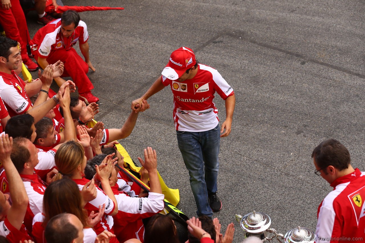 GP SPAGNA, 12.05.2013-  Gara, Festeggiamenti, Fernando Alonso (ESP) Ferrari F138 vincitore e terzo Felipe Massa (BRA) Ferrari F138