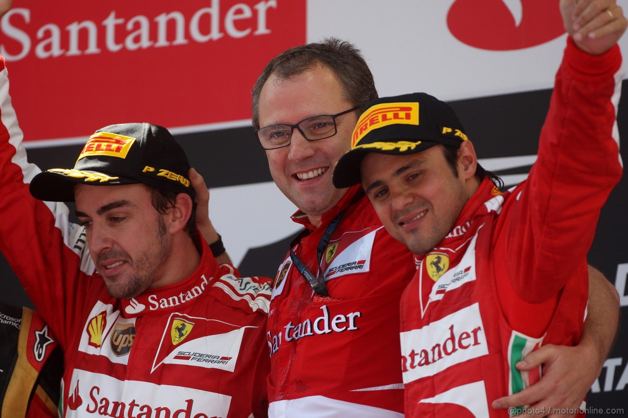 GP SPAGNA, 12.05.2013-  Gara, Fernando Alonso (ESP) Ferrari F138 vincitore, Stefano Domenicali (ITA), Team Principal e terzo Felipe Massa (BRA) Ferrari F138