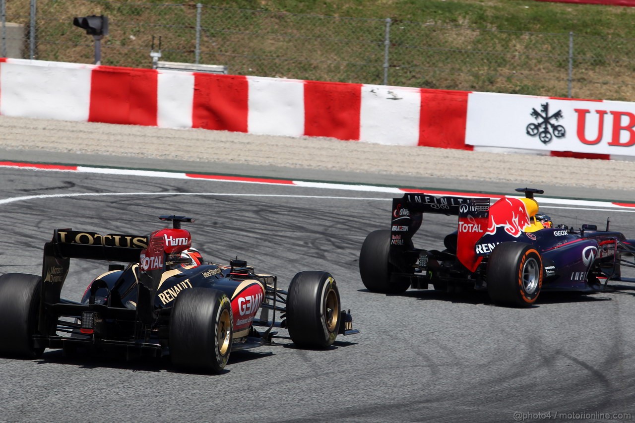 GP SPAGNA, 12.05.2013-Gara, Kimi Raikkonen (FIN) Lotus F1 Team E21 e Sebastian Vettel (GER) Red Bull Racing RB9 