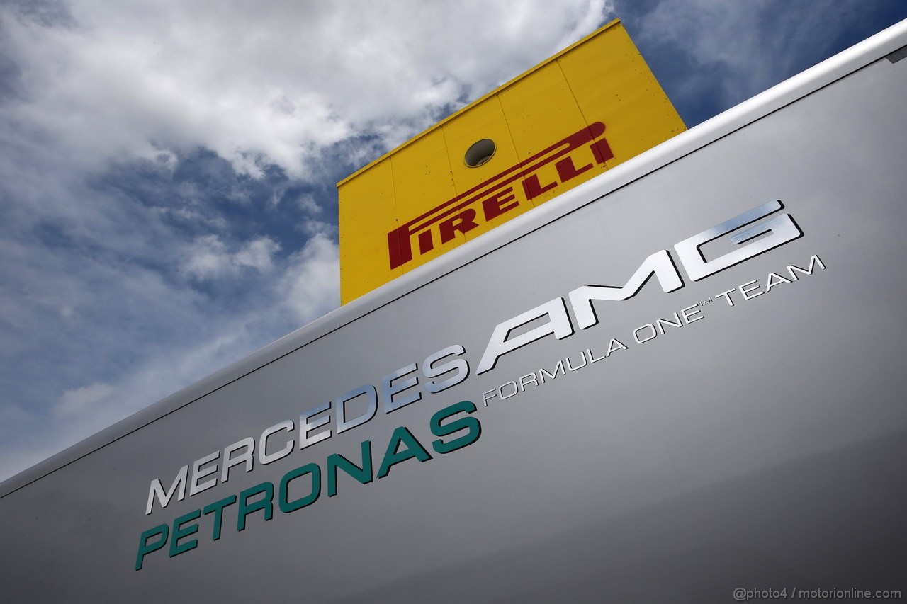 GP SPAGNA, 09.05.2013- Conferenza Stampa, Mercedes AMG logo