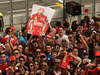 GP SPAGNA, 09.05.2013- Autograph session, Fans of Fernando Alonso (ESP) Ferrari F138 