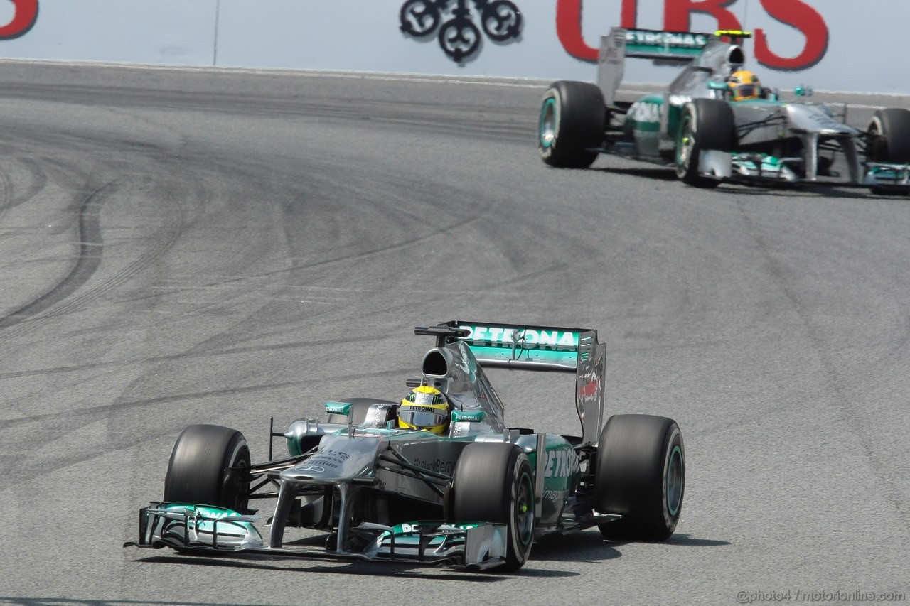 GP SPAGNA, 11.05.2013- Qualifiche, Nico Rosberg (GER) Mercedes AMG F1 W04 e Lewis Hamilton (GBR) Mercedes AMG F1 W04 