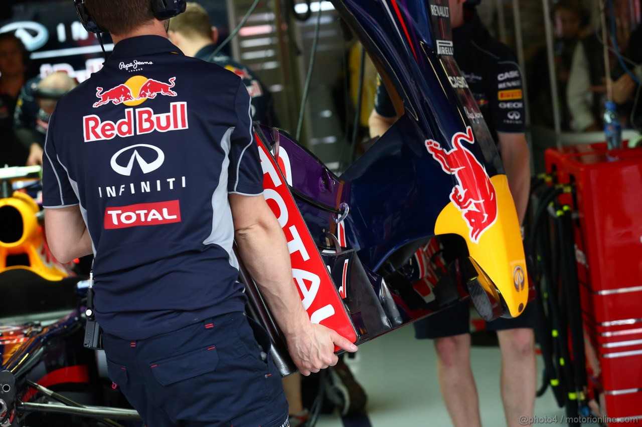 GP SPAGNA, 10.05.2013- Prove Libere 1, Mechanics Red Bull Racing