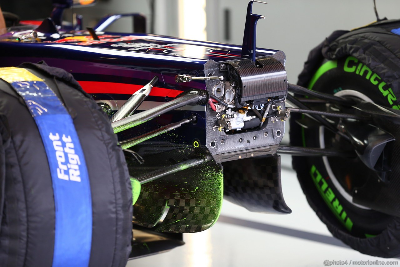 GP SPAGNA, 10.05.2013- Prove Libere 1, Sebastian Vettel (GER) Red Bull Racing RB9 