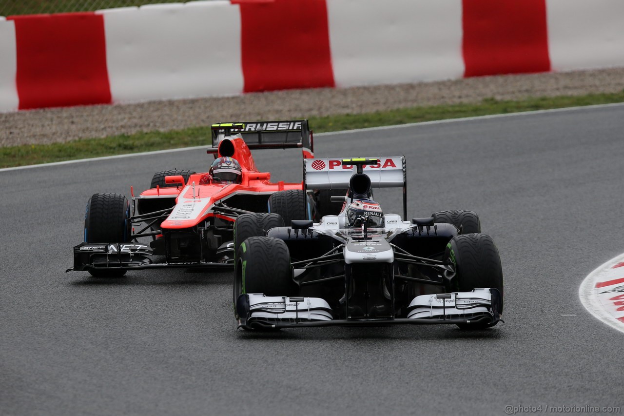 GP SPAGNA, 10.05.2013- Prove Libere 1, Max Chilton (GBR), Marussia F1 Team MR02 e Valtteri Bottas (FIN), Williams F1 Team FW35 