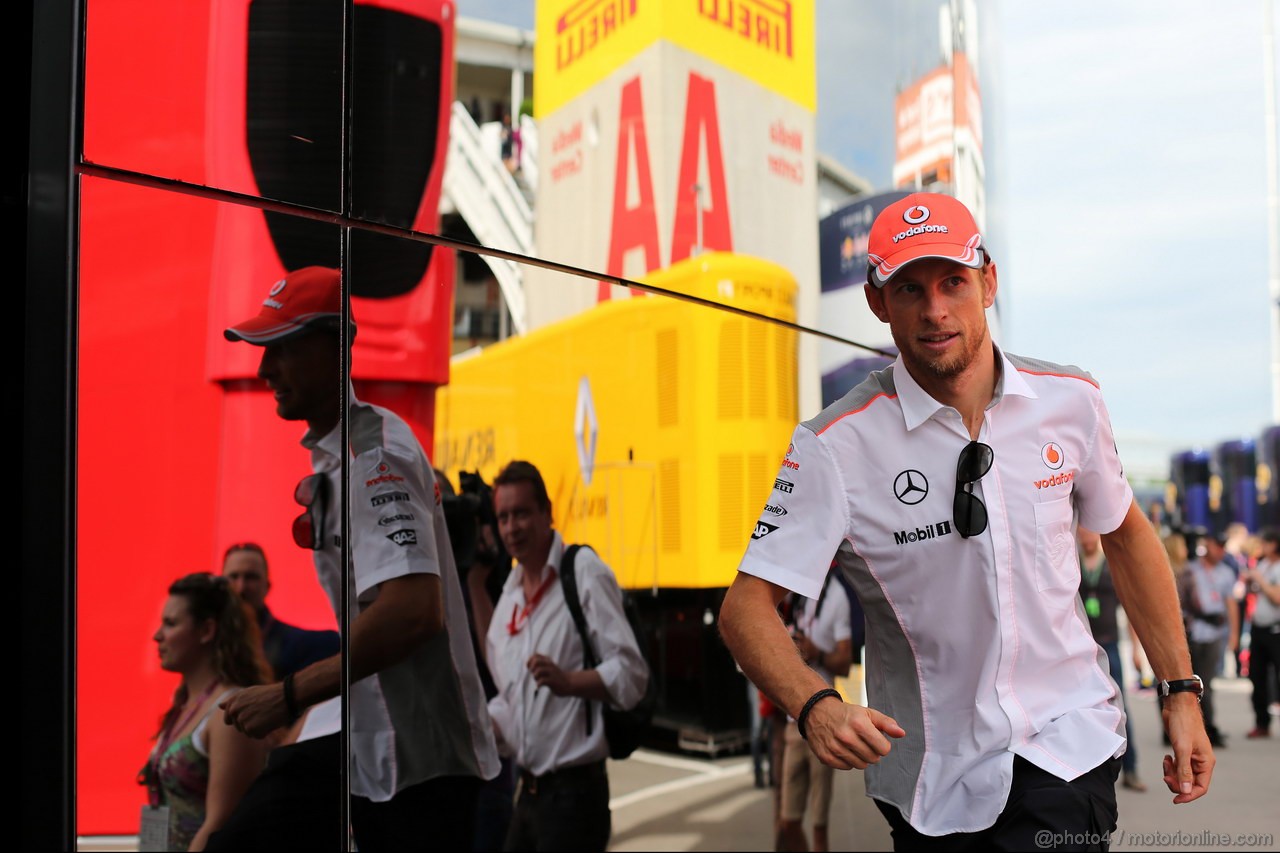 GP SPAGNA, 10.05.2013- Prove Libere 1, Jenson Button (GBR) McLaren Mercedes MP4-28 