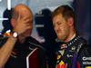 GP SPAGNA, 10.05.2013- Free Practice 2, Adrian Newey (GBR), Red Bull Racing , Technical Operations Director e Sebastian Vettel (GER) Red Bull Racing RB9 