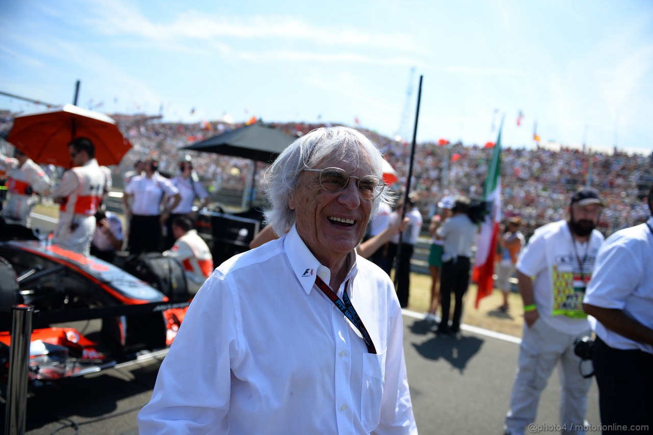 GP UNGHERIA, 28.07.2013- Gara, grid: Bernie Ecclestone (GBR), President e CEO of Formula One Management