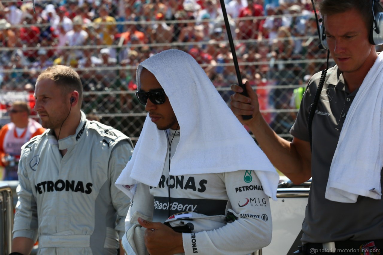 GP UNGHERIA, 28.07.2013- Gara, grid: Lewis Hamilton (GBR) Mercedes AMG F1 W04