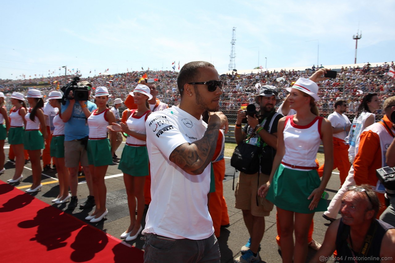 GP UNGHERIA, 28.07.2013- Driver Parade, Lewis Hamilton (GBR) Mercedes AMG F1 W04