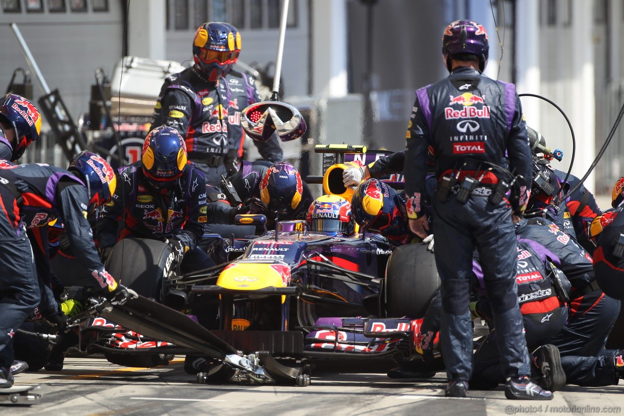 GP UNGHERIA, 28.07.2013- Gara, Mark Webber (AUS) Red Bull Racing RB9