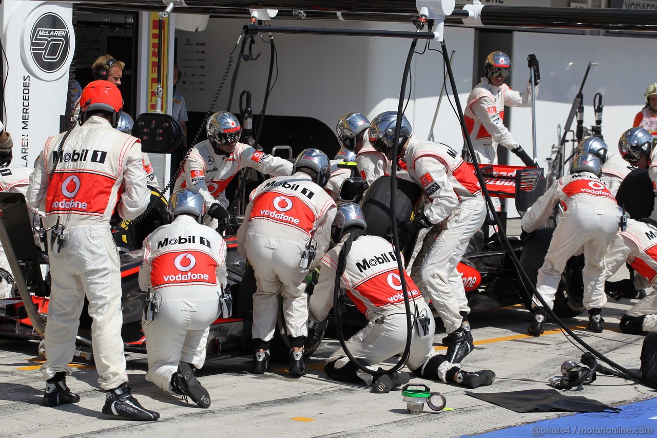 GP UNGHERIA, 28.07.2013- Gara, Sergio Perez (MEX) McLaren MP4-28