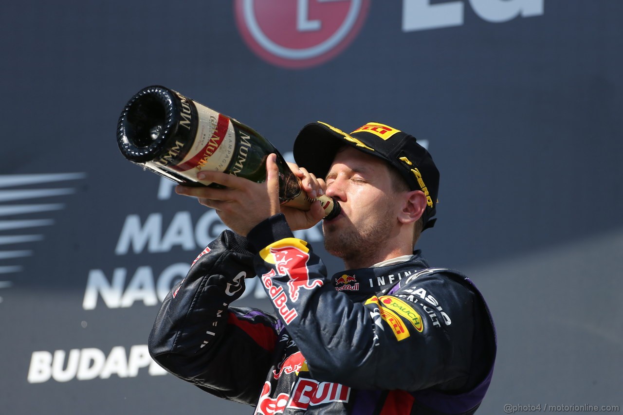 GP UNGHERIA, 28.07.2013- Podium; 3rd Sebastian Vettel (GER) Red Bull Racing RB9