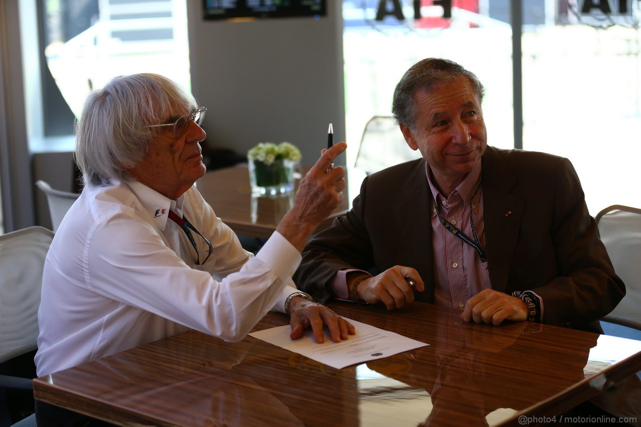 GP UNGHERIA, 27.07.2013- Bernie Ecclestone (GBR), President e CEO of Formula One Management e Jean Todt (FRA) Fia President are sign an agreement setting out the framework for implementation of the 2013 Concorde Agreement.