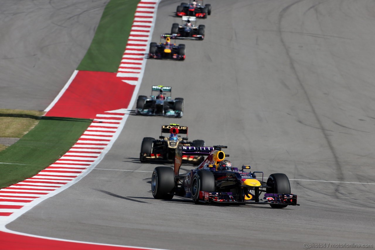 GP USA, 17.11.2013- Gara, Sebastian Vettel (GER) Red Bull Racing RB9 