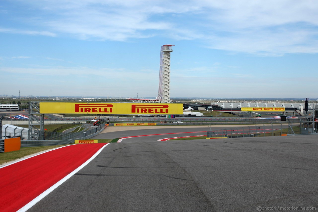 GP USA, 14.11.2013- 1st corner