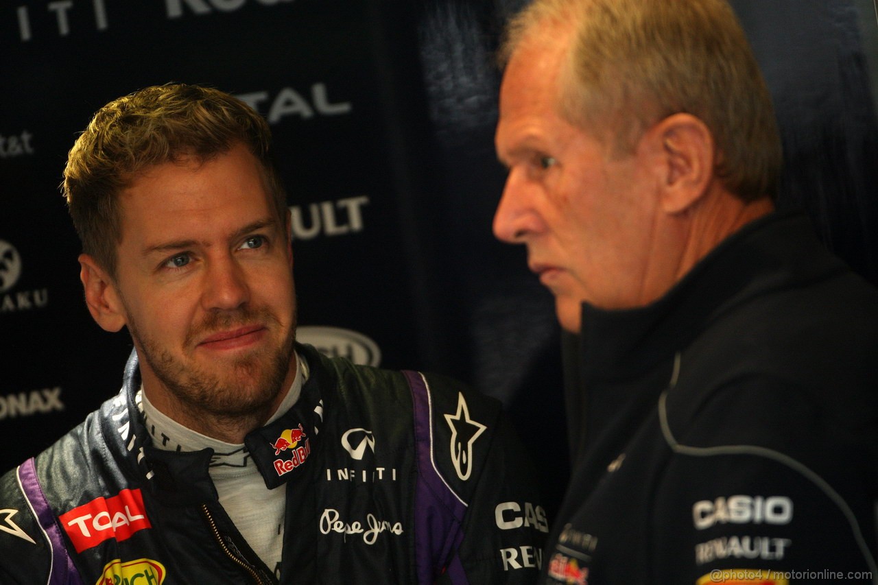 GP USA, 15.11.2013- Prove Libere 1, Sebastian Vettel (GER) Red Bull Racing RB9 e Helmut Marko (AUT), Red Bull Racing, Red Bull Advisor 