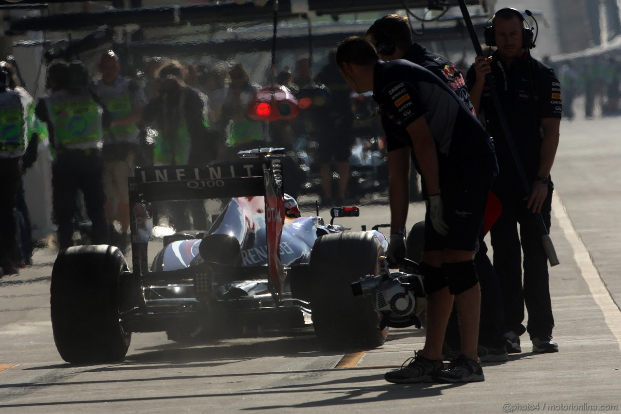 GP USA, 15.11.2013- Prove Libere 1, Sebastian Vettel (GER) Red Bull Racing RB9 