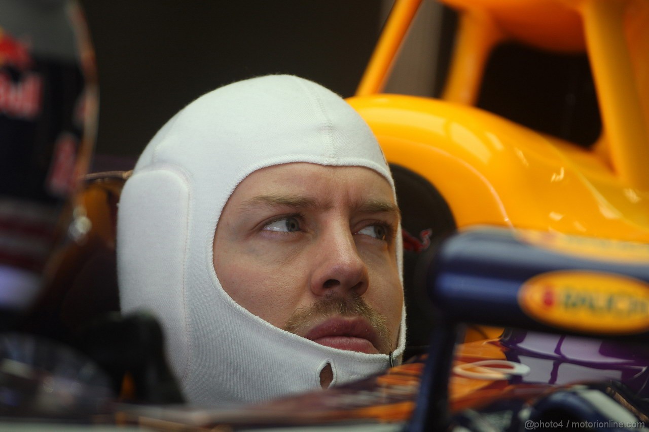 GP USA, 15.11.2013- Prove Libere 1, Sebastian Vettel (GER) Red Bull Racing RB9 