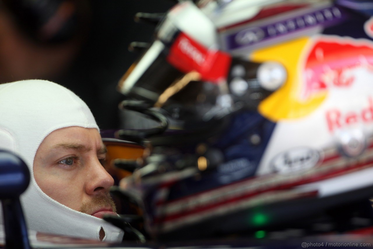 GP USA, 15.11.2013- Prove Libere 1, Sebastian Vettel (GER) Red Bull Racing RB9 