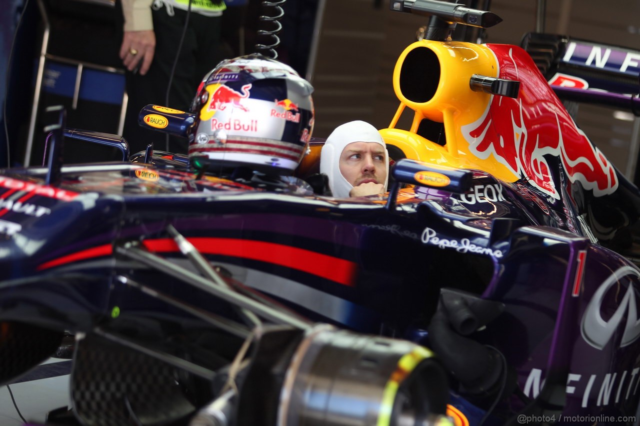 GP USA, 15.11.2013- Prove Libere 1, Sebastian Vettel (GER) Red Bull Racing RB9 