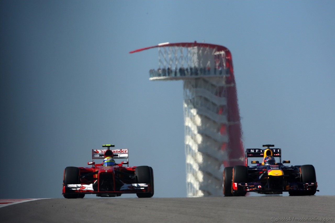 GP USA, 15.11.2013- Prove Libere 1, Felipe Massa (BRA) Ferrari F138 e Sebastian Vettel (GER) Red Bull Racing RB9 