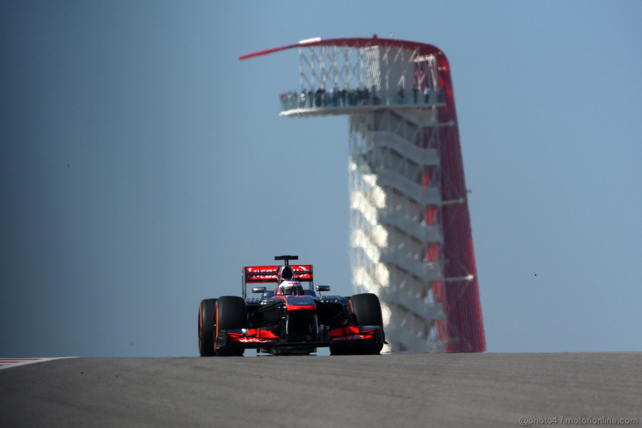 GP USA, 15.11.2013- Prove Libere 1, Jenson Button (GBR) McLaren Mercedes MP4-28 