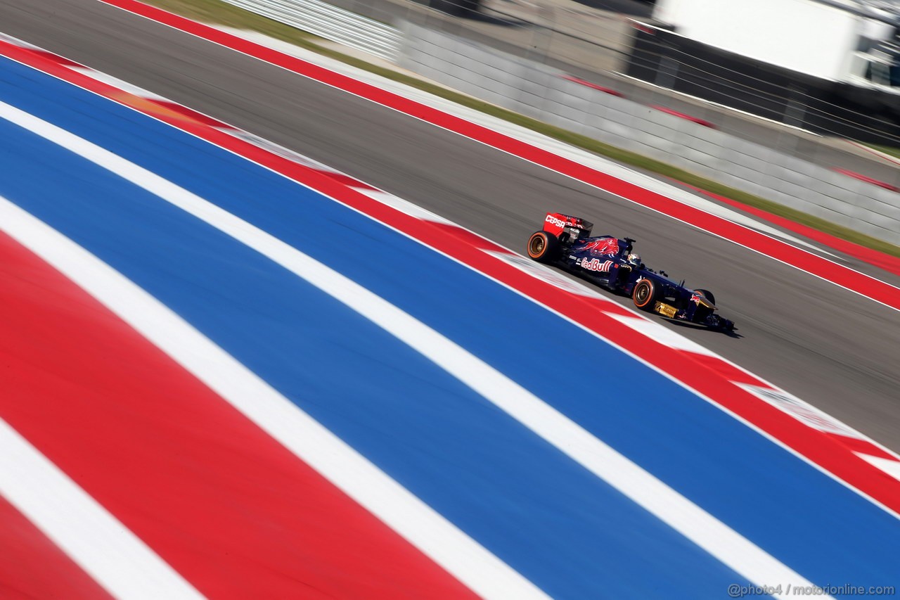 GP USA, 15.11.2013- Prove Libere 1, Daniil Kvyat (RUS) Test Driver, Scuderia Toro Rosso STR8  