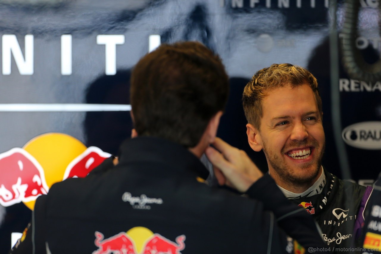 GP USA, 15.11.2013- Prove Libere 1, Sebastian Vettel (GER) Red Bull Racing RB9 