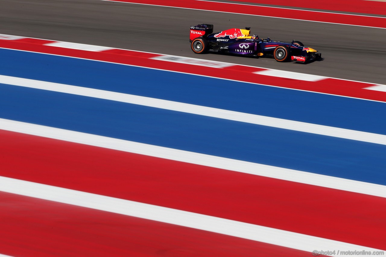 GP USA, 15.11.2013- Prove Libere 1, Sebastian Vettel (GER) Red Bull Racing RB9 