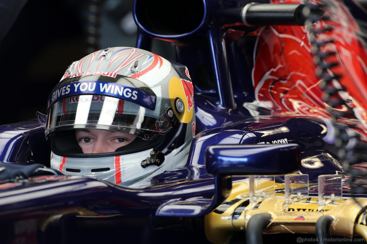 GP USA, 15.11.2013- Prove Libere 1, Daniil Kvyat (RUS) Test Driver, Scuderia Toro Rosso STR8  
