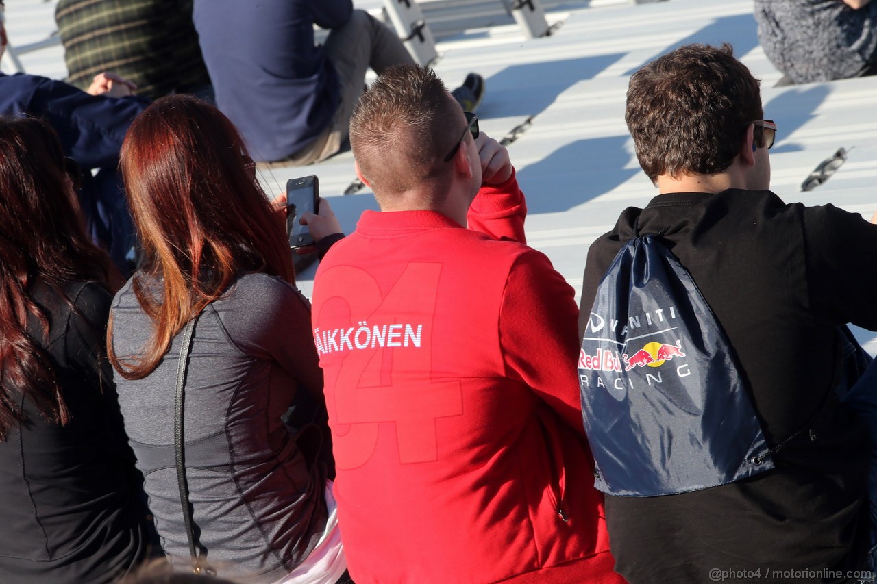 GP USA, 15.11.2013- Prove Libere 1, fans 