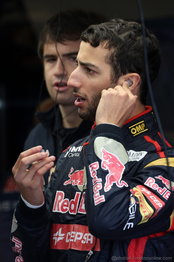 GP USA, 15.11.2013- Prove Libere 1, Daniel Ricciardo (AUS) Scuderia Toro Rosso STR8