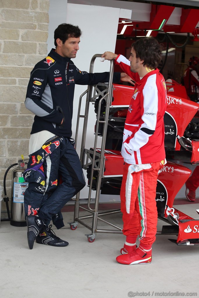 GP USA, 15.11.2013- Prove Libere 1, Mark Webber (AUS) Red Bull Racing RB9 e Fernando Alonso (ESP) Ferrari F138 