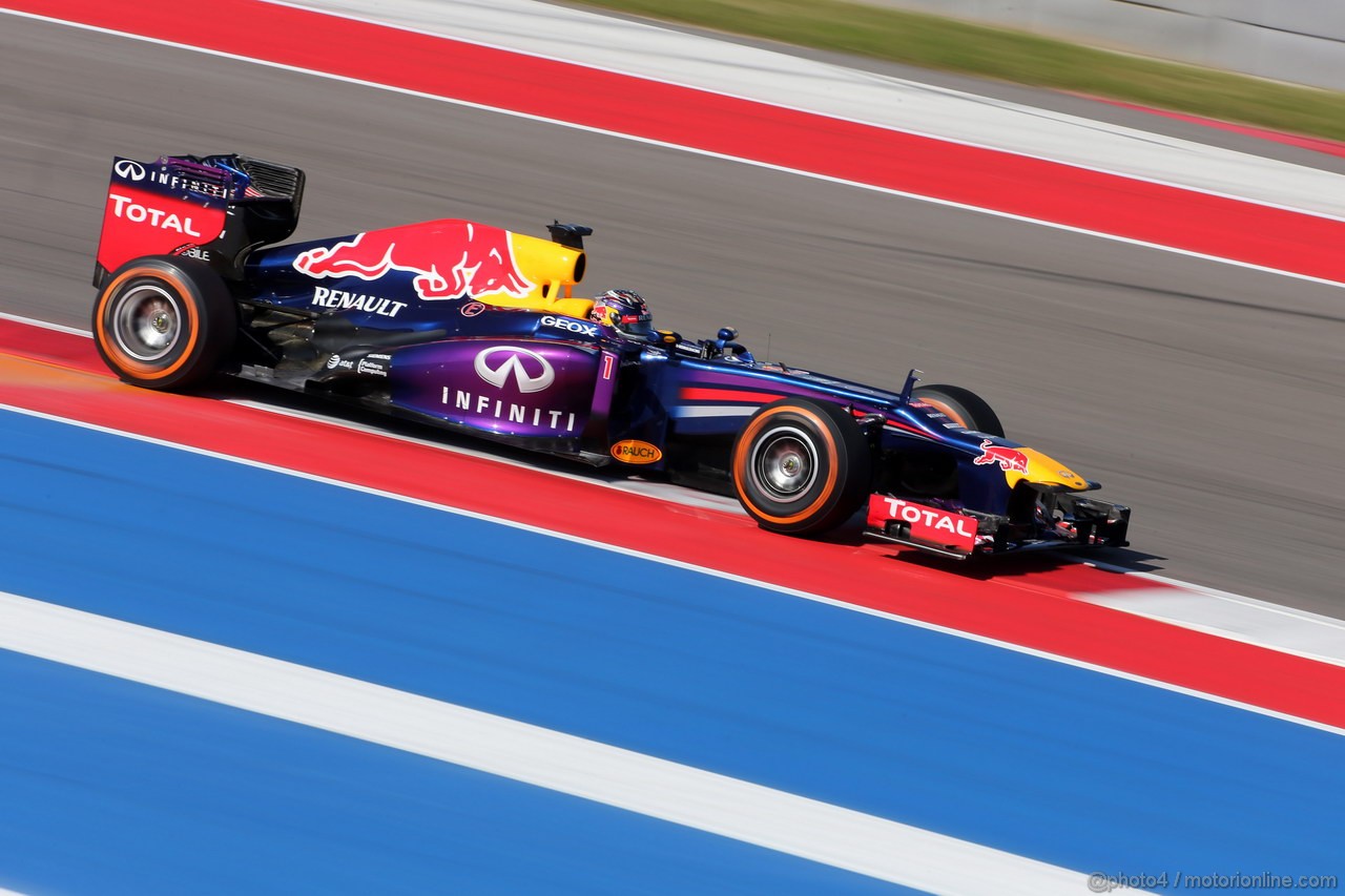 GP USA, 15.11.2013- Prove Libere 1, Sebastian Vettel (GER) Red Bull Racing RB9 