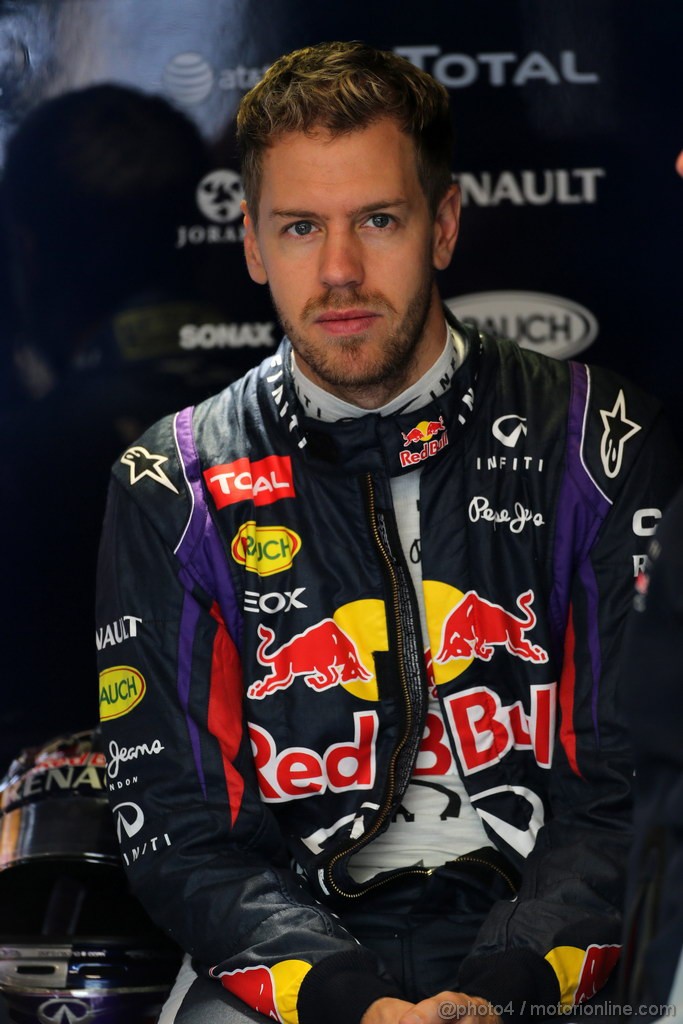 GP USA, 15.11.2013- Prove Libere 1, Sebastian Vettel (GER) Red Bull Racing RB9 