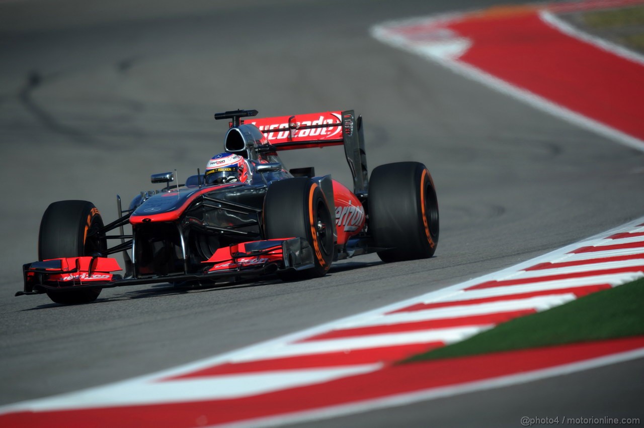 GP USA, 15.11.2013- Prove Libere 1, Jenson Button (GBR) McLaren Mercedes MP4-28 