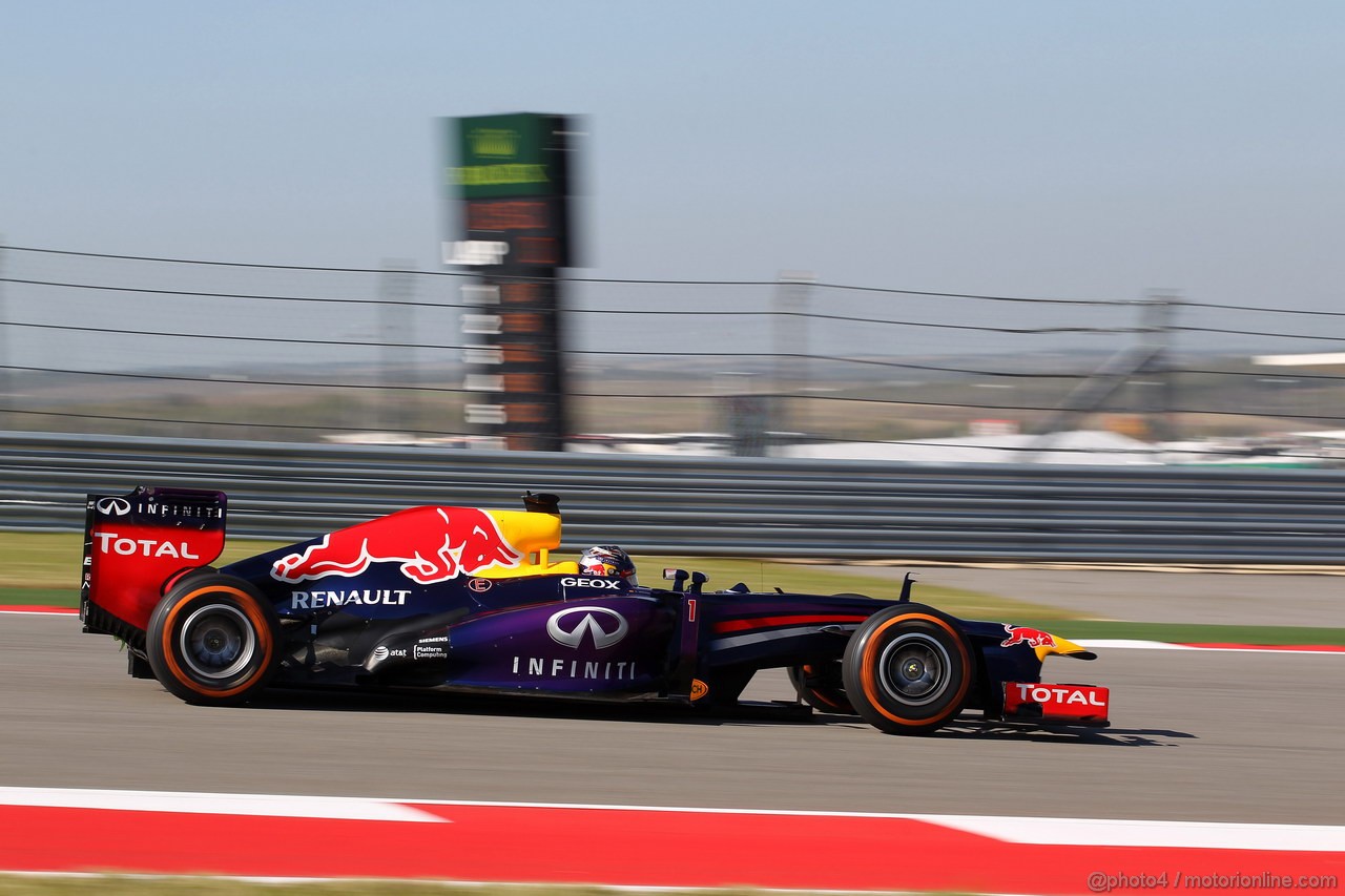 GP USA, 15.11.2013- Prove Libere 1, Sebastian Vettel (GER) Red Bull Racing RB9 